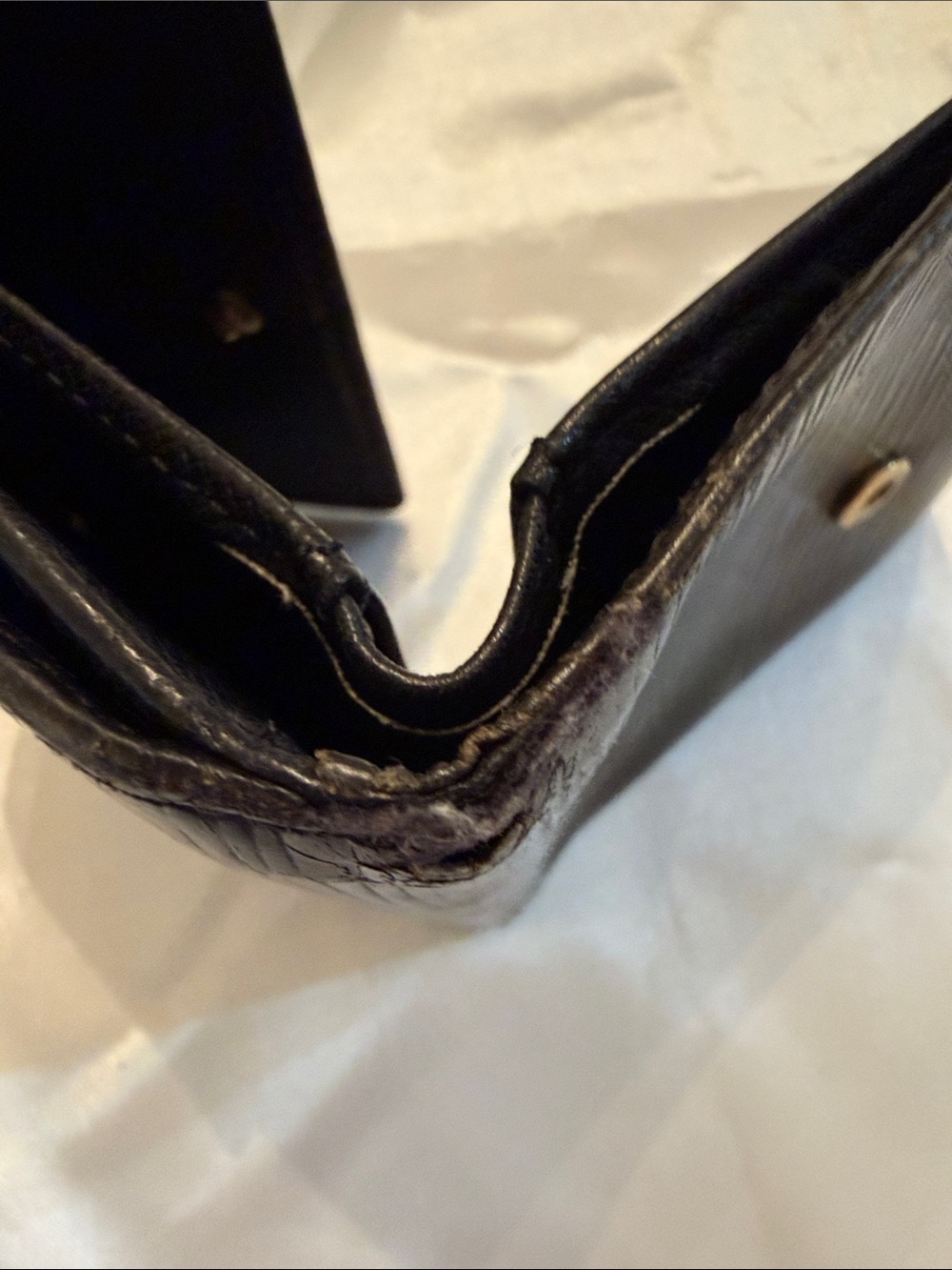 Louis Vuitton Auth Vintage Black Epi Elise Compact Snap Wallet w COA - Picture 13 of 17